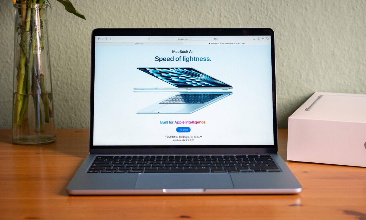 M4 MacBook Air Drops to All-Time Low — Save $200 Today