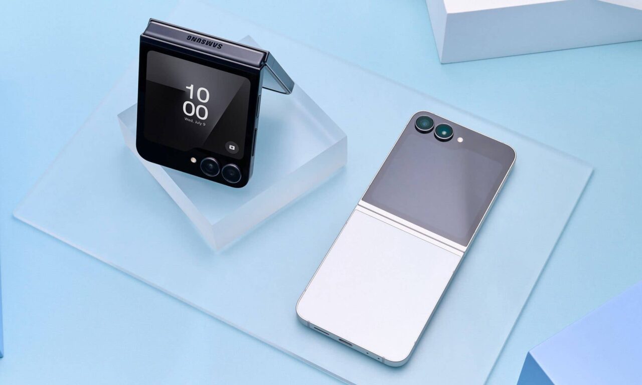 Samsung’s Budget Flip Phone Drops to Its Lowest Price Ever, Save $330