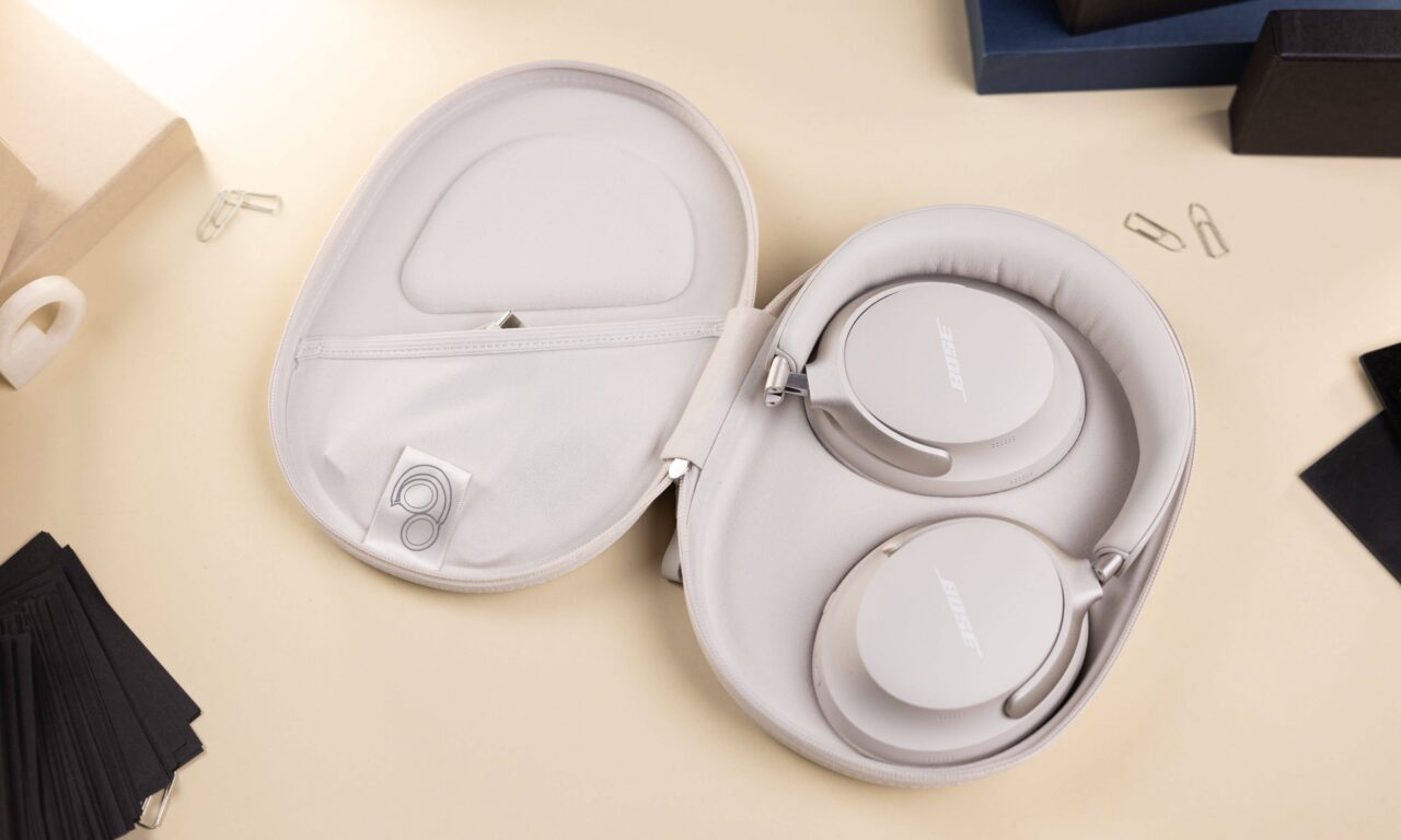 Bose’s QC Ultra Headphones Are Still Up for Grabs at $150 Of