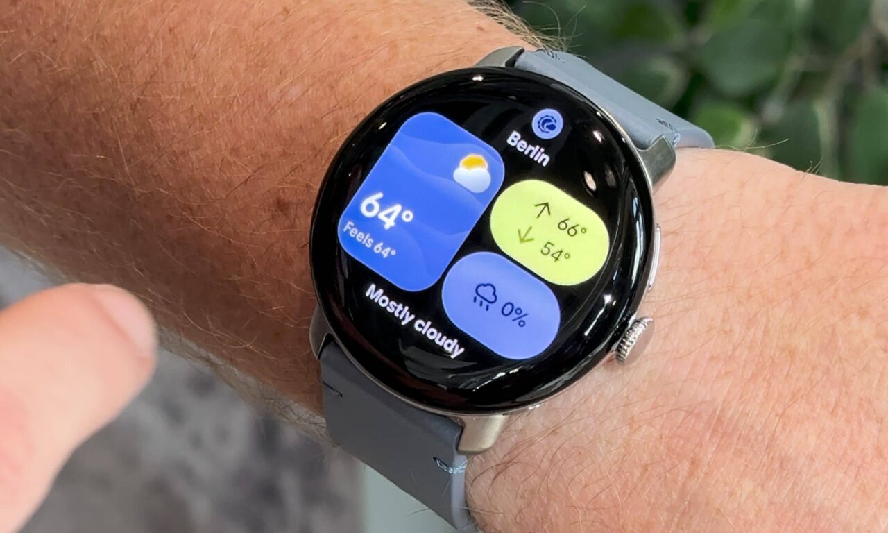 Google’s Pixel Watch 4 Hits Rock‑Bottom Price