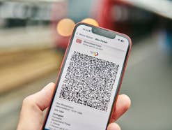 Deutschlandticket teurer: Gleichzeitig sinkt die Spritsteuer